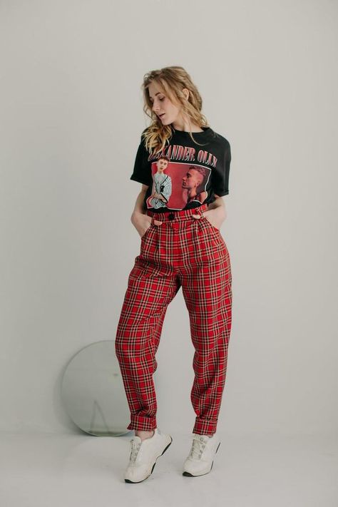 Red Plaid Pants Outfit, Checkered Pants Outfit, Banana Pants, Aesthetic Pants, Preppy Fall Fashion, 90's Aesthetic, Red Plaid Pants, Monochromatic Fashion, Long Slip Dress