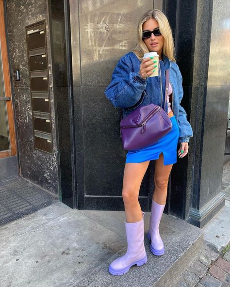 Purple Bag Outfit, Purple Bags Outfit, Emili Sindlev, Morning Matcha, Anouk Yve, Slay Outfits, Color Blocking Outfits, Fall Bags, Purple Bag