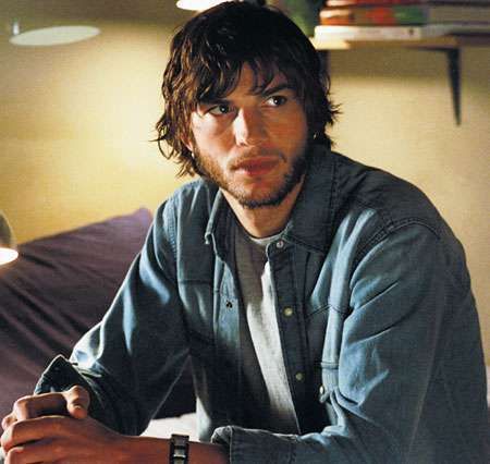 90s 00s Movies, Face Study, Shaggy Hair, Ashton Kutcher, Butterfly Effect, The Butterfly, Best Actor, Cutie Patootie