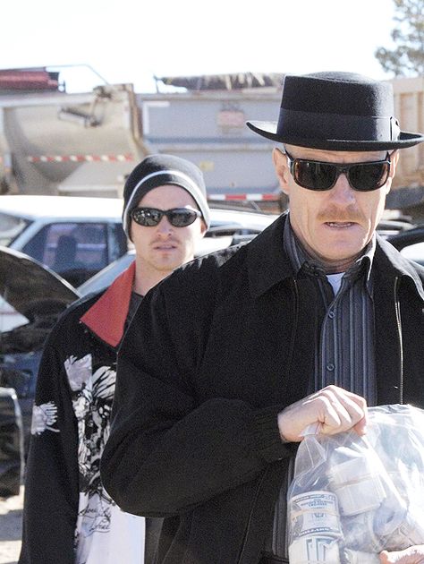 The first deal. Breaking Bad Cast, Beaking Bad, Mike Ehrmantraut, Breaking Bad Jesse, Better Call Saul Breaking Bad, Aaron Paul, Call Saul, Walter White, Jesse Pinkman