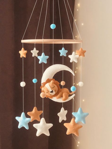 Sun And Moon Mobile, Disney Mobile Baby, Lion Mobile, Lion Sleeping, Safari Mobile, Safari Baby Mobile, Crib Decoration, Mobile Safari, Moon Mobile