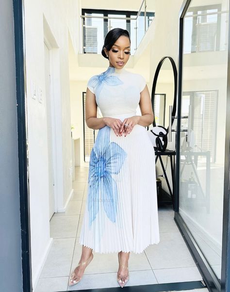 Alabanzafashionboutique on Twitter: "Zuri cream blue floral dress available. https://t.co/KfzQymDChU" / Twitter Luxury Blue Elegant Floral Dress, Luxury Spring Button-up Midi Dress, Chic Long Sleeve Off-white Midi Dress, Luxury Feminine Off-white Midi Dress, Chic Off-white Long Sleeve Midi Dress, Blue And White Outfits, Classy Suits, Modest Dresses Casual, Elegant Dresses Classy