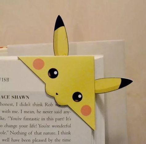 Pikachu Bookmark, Pokemon Card Template, Origami Bookmark Corner, Bookmark Diy, Rare Pokemon Cards, Handmade Bookmarks Diy, Tutorial Origami, Origami Bookmark, Pokemon Craft