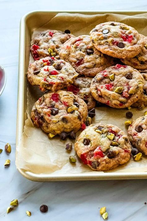 A delicious combination of maraschino cherries, pistachios, and chocolate chips come together for a festive and tasty cookie Pistachio Cherry Cookies, Cherry Pistachio Cookies, Cherry Pistachio, Chocolate Cherry Cookies, Pistachio Chocolate, Pistachio Cookies, Maraschino Cherries, Cherry Cookies, Holiday Cookie Recipes