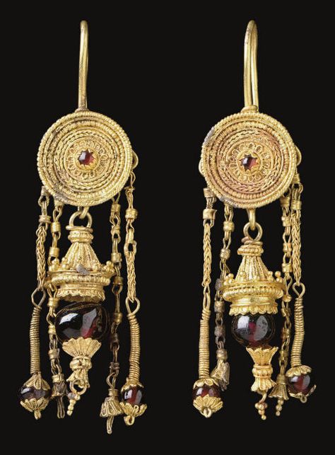 Etruscan Jewelry, Ancient Greek Jewelry, Ancient Jewels, Hellenistic Period, Ancient Jewellery, Historical Jewellery, Greek Jewelry, Greek Art, Ancient Jewelry