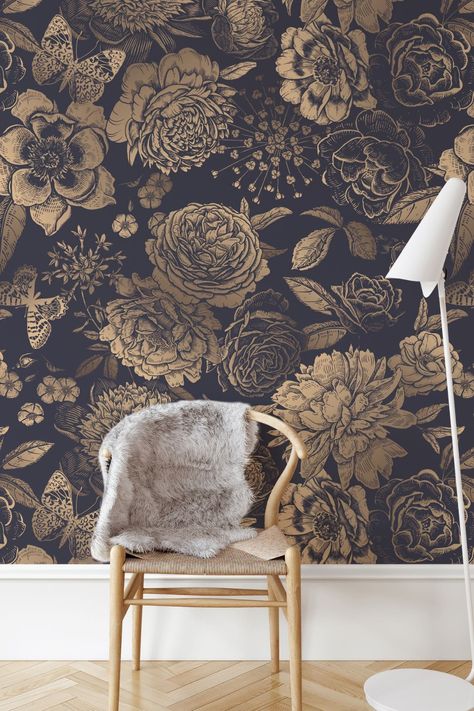 Floral Wallpaper Experimental Wallpapers, Stairway Wallpaper, Wallpaper Black And Gold, Floral Wallpaper Black, Gold Floral Wallpaper, Gold Removable Wallpaper, Bar Wallpaper, Wallpaper Victorian, Black Floral Wallpaper