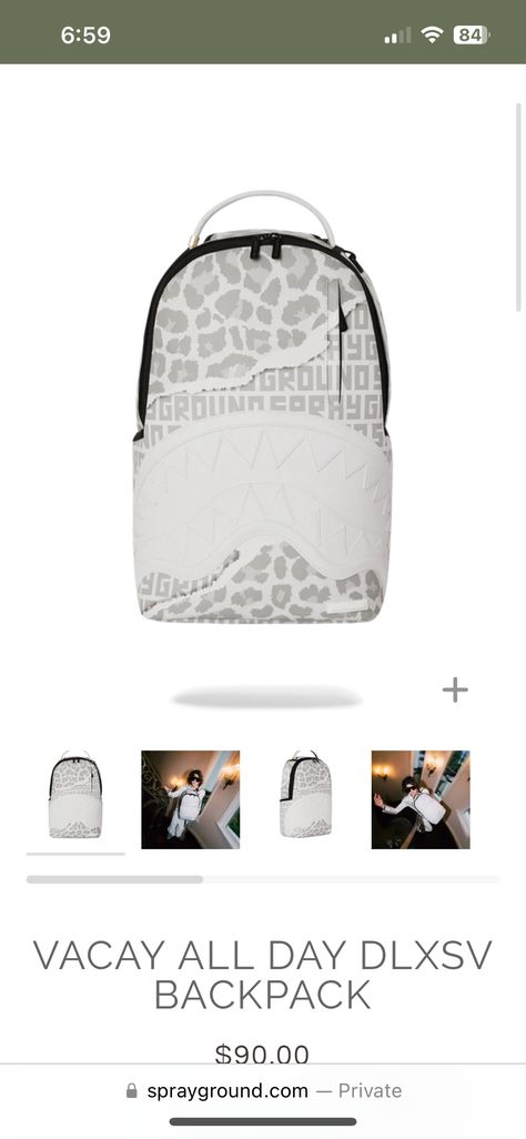 Back To School Things, Sprayground Backpack, Pretty Backpacks, Cute Lifestyle, Cute Backpacks For School, Spray Ground, Cute Online Clothing Stores, Christmas Wants, Stylish School Bags