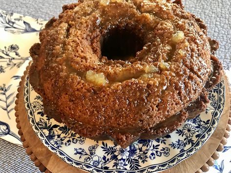 Estelle's: OLD FASHIONED FIG CAKE Fig Pound Cake Recipe, Fresh Fig Coffee Cake, Fig Bundt Cake, Fresh Fig Cake, Fig Pound Cake, Fig Preserves Cake Recipe, Fig Preserve Cake, Fig Cake Recipe Simple, Fig Cake Old Fashioned