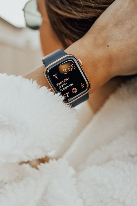 wellness wednesday: answering all apple watch questions! - Lauren Kay Sims Apple Watch Price, Accessory Drawer, Apple Watch Colors, Lauren Kay Sims, Custom Watch Faces, Apple Watch Fashion, Apple Watch Face, Rose Gold Apple Watch, Best Apple Watch