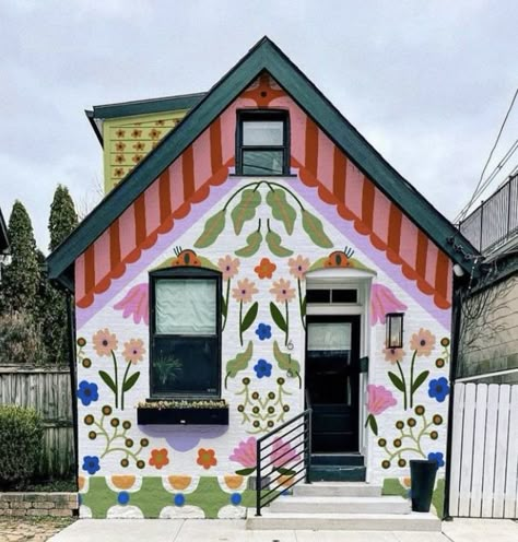 Colorful House, Garden Mural, Flower Mural, Art Studio Design, A Frame House, Mural Wall Art, Mural Art, House Inspiration, House Painting