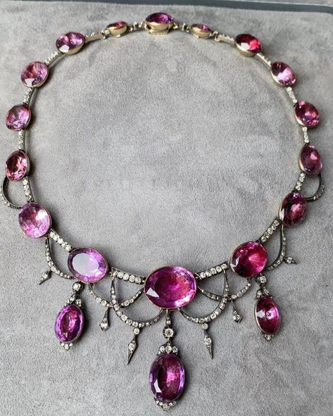 Violet Necklace, Fred Leighton, Amethyst Set, Jewelry Images, Exclusive Jewelry, Hello Gorgeous, Amethyst Necklace, Art Deco Jewelry, Gorgeous Jewelry