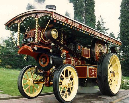 Steampunk Vehicle, Steam Tractor, American Vans, Planes Trains Automobiles, Traction Engine, Antique Tractors, Old Tractors, Vintage Tractors, Steam Engines