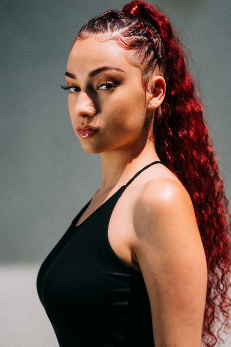 Bhad Bhabie Bhad Bhabie, Danielle Bregoli, Bad Barbie, Creative Hair Color, Girl Artist, Creative Hairstyles, American Rappers, Goddess Braids, Cute Makeup