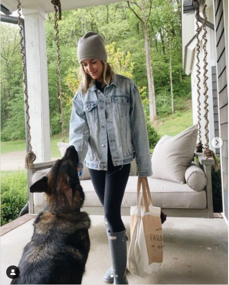 Kristin Cavallari's Jean Jacket | Big Blonde Hair Kristin Cavallari Instagram, Kristin Cavallari Hair, Kristin Cavallari Style, Kristen Cavallari, Black Leather Jeans, Girls Wearing Hats, Big Blonde Hair, Cold Fashion, Madewell Jacket