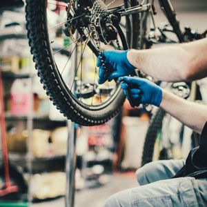 Bike-Preservation Tips for the Home Mechanic - Popular Mechanics Bike Workshop, Bike Gears Explained, Bicycle Mechanics, Motorcycle Mechanic, Popular Mechanics Magazine, Bike Mechanics, Popular Mechanics, Repair Shop, Bike Shop