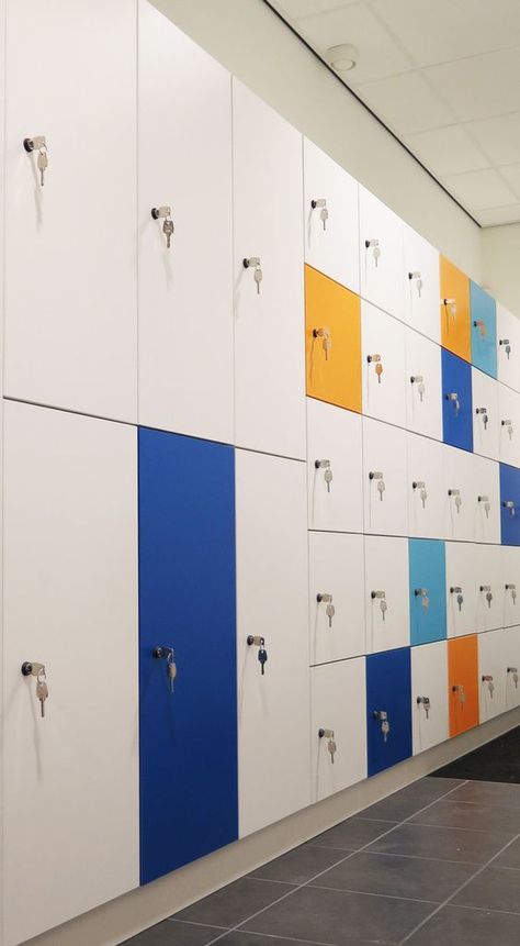 Lockers Design, Staff Lounge, Simple Floor Plans, Locker Designs, Office Lockers, Kindergarten Design, Office Wardrobe, School Interior, Dream Office