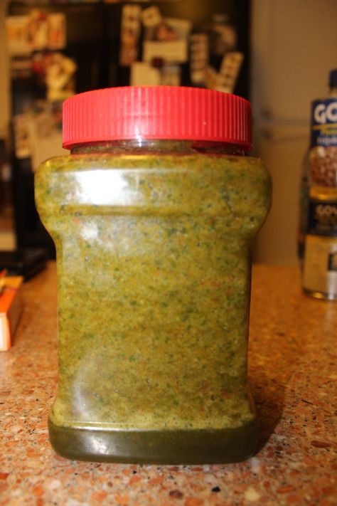 Dominican Sofrito (sazón Dominicano) | www.thevegasmom.com Dominican Sofrito Recipe, Dominican Dinner, Dominican Meals, Dominican Sofrito, Sofrito Recipe Dominican, Sofrito Chicken, Easy Sofrito Recipe, Sazon Recipe, Puerto Rican Sofrito