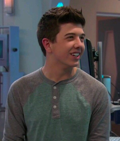 Leo Lab Rats, Leo Dooley Lab Rats, Lab Rats Marcus, Lab Rats Elite Force Kaz, Adam From Lab Rats, Male Disney Characters, Stop Arguing, Lab Rats Disney Memes, Bradley Steven Perry