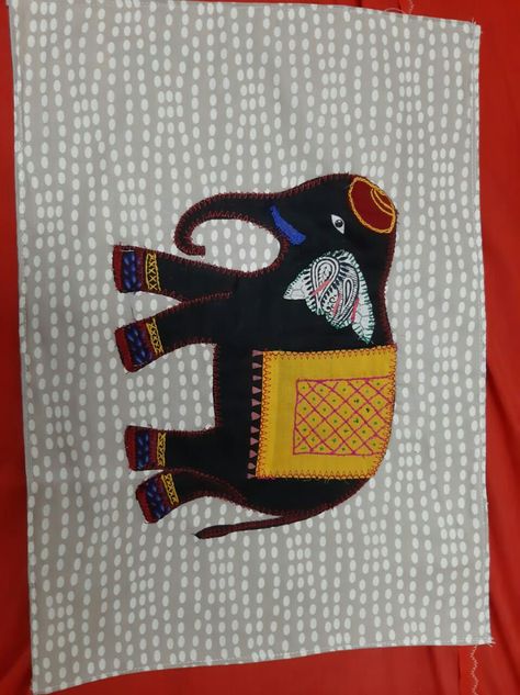 Indian Applique, Goodbye Message, Elephant Applique, Pillow Embroidery, Applique Work, Embroidery Stitching, Embroidery Stitch, Elephant Decor, Elephant Pattern