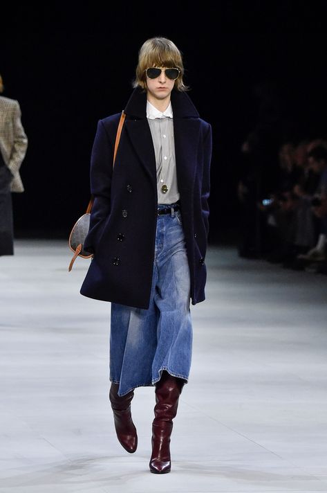 Here’s What Happened At The Celine Fall Winter 2019 Show In Paris #refinery29 https://www.refinery29.com/en-us/2019/03/225810/celine-paris-fashion-week-fall-winter-2019# How To Style A Denim Skirt, Short Frocks, Celine Paris, Edgy Dress, Sparkly Mini Dress, Look Retro, Older Women Fashion, Moda Paris, Women Fashion Edgy