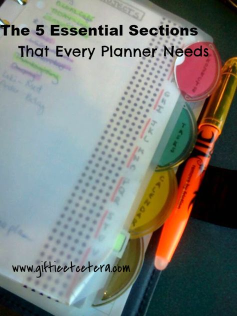 Giftie Etcetera: 5 Essential Sections That Every Planner Needs Planner Tabs, To Do Planner, Filofax Personal, Bullet Planner, Planner Tips, Planner Obsessed, Filofax Planners, Planner Binder, Planner Inspiration