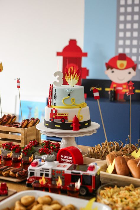 Fire Dept Birthday Party Ideas, Firetruck Birthday Food Ideas, Fire Truck Themed Birthday Party Food, Fire Truck Birthday Cake Ideas, Vintage Firetruck Birthday Party, Fireman 3rd Birthday Party, Firefighters Birthday Party Ideas, Fire Truck Birthday Party Decorations, Fireman First Birthday Party