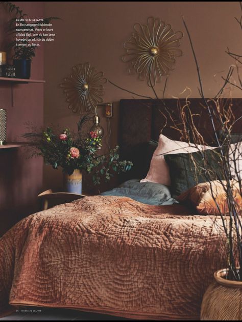 Terracotta And Plum Bedroom, Rose And Brown Bedroom, Dark Mauve Bedroom, Plum Bedroom, Mauve Bedroom, Bedroom False Ceiling, Copper Bedroom, Bedroom Victorian, Sage Green Bedroom