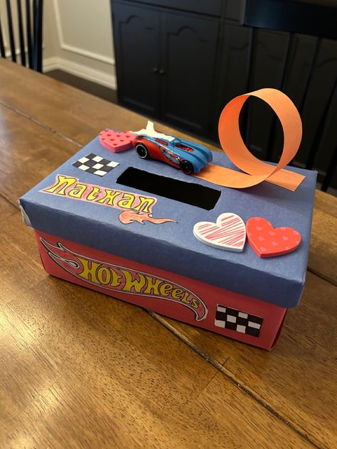 Hot Wheels Valentine Box Ideas, Hot Wheels Valentine, Kids Valentine Boxes, Valentine Card Box, Valentine Boxes, Cars Birthday Party Disney, Valentine Gifts For Kids, Valentine Day Boxes, Hot Weels