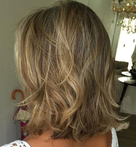 Tousled Bronde Lob Hairstyle Shoulder Length Bob, Medium Layered Haircuts, Medium Layered Hair, Medium Layered, Lob Hairstyle, Lob Haircut, Shoulder Length Hair Cuts, Penteado Cabelo Curto, Mid Length Hair