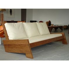 Meja Sofa, Wooden Patio Furniture, Wooden Couch, Used Outdoor Furniture, Wooden Sofa Designs, Wooden Sofa Set, Diy Couch, Diy Sofa, Wooden Sofa