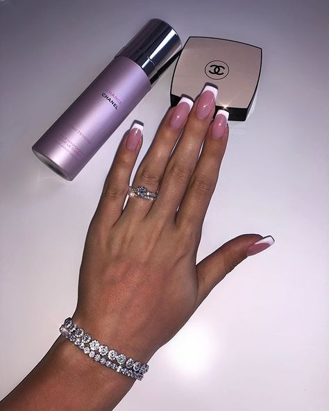 #chanel Nail Inspired, Anchor Nails, Singer Quote, Cotton Candy Nails, Acrylic Nails Nude, Natural Nail Designs, Bridal Nail Art, Nails Nude, Nails Design With Rhinestones