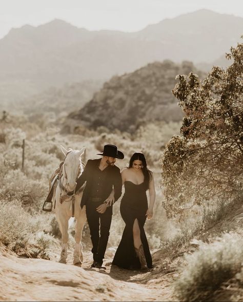 Adriana Y Jorge, Country Couple Poses, Country Couple Photoshoot, Rancho Wedding, Engagement Photo Shoot Inspiration, Couple Poses Photography, Charro Wedding, Mexican Inspired Wedding, Couple Photoshoot Ideas