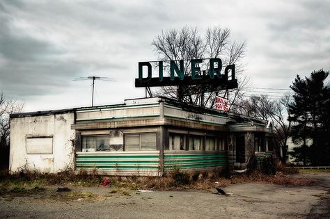 diner - this one has seen better days, but I'm glad it's at least still standing! Abandoned Diner, Quarter Quell, Abandoned Property, Vintage Diner, In The Middle Of Nowhere, Middle Of Nowhere, Abandoned Mansions, Chernobyl, Haunted Places