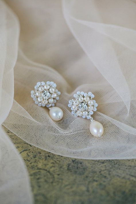 Vintage Bridal Earrings, Wedding Jewelry Vintage, Pearl Drop Earrings Wedding, Pearl Wedding Jewelry, Earrings For Bride, Wedding Earrings Chandelier, Crystals Wedding, Wedding Earrings Studs, Bridal Earrings Studs