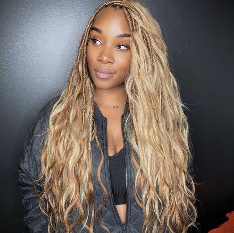 Blonde Boho Locs, Boho Locs, Blonde Braids, Pretty Braided Hairstyles, African Braids, Long Braids, Faux Locs, Braid Styles, Box Braids