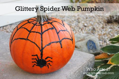 Spider Web Pumpkin, Pumpkin Tart, Cake Halloween, Pumpkin Drawing, Carving Pumpkins, Lantern Ideas, Halloween Countdown, Pumpkin Spider, Pumpkin Carving Templates