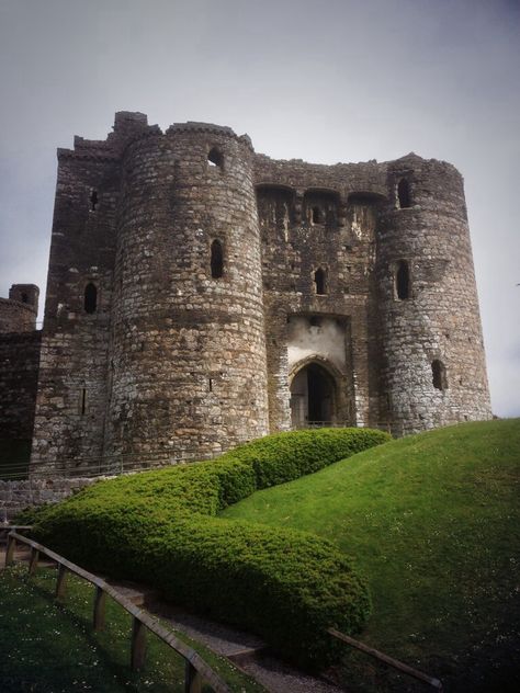 Kidwelly Castle Kidwelly Castle, Welsh Dragon, My Ancestors, South Wales, Tower Bridge, Mount Rushmore, Wales, Castle, Natural Landmarks