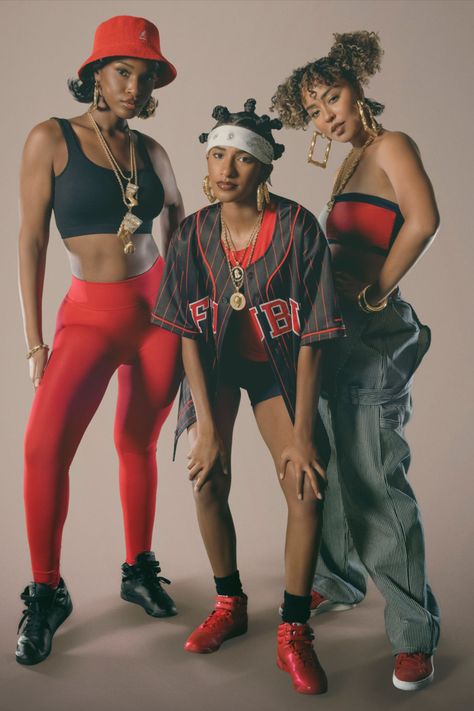 Golden era Classics 🔥 Inspired by the culture of 90s Hip Hop style 🎤🔊 Shop the Sister Love x Majesty curated collection celebrating 50 Years of Hip Hop. 🙌🏾 Black 90s Fashion Hip Hop, Hip Hop Looks For Women, Hip Hop Fashion Style, 90s Parachute Pants Outfit, 90s Inspired Outfits Hip Hop, Black Hip Hop Outfit, 90s New York Fashion Hip Hop, 90s Hip Hop Aesthetic Outfits, 90 S Outfits Women