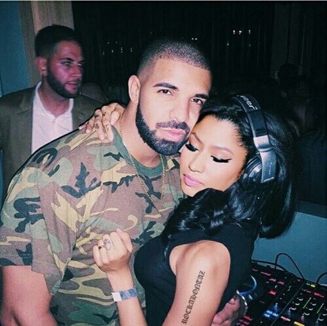 Drake & Nicki Minaj Drake Nicki Minaj, Nicki And Drake, Nicki Baby, Drake Drizzy, Drake Graham, Nicki Minaj Barbie, Nikki Minaj, Nicki Minaj Photos, Nicki Minaj Pictures