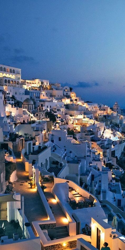 Greece Travel Outfits, Grecia Santorini, Things To Do In Santorini, Dream Vacations Destinations, Greece Vacation, Greece Holiday, Meredith Grey, Dream Travel Destinations, Santorini Greece