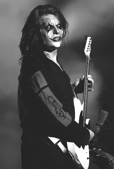 Jim Root- Slipknot, Stone Sour Jim Root Slipknot, Arte Heavy Metal, Mick Thomson, Slipknot Corey Taylor, Jim Root, Rap Metal, Slipknot Band, Goosebumps Books, Paul Gray