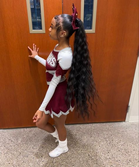 Majorette Hairstyles Black, Cheer Pictures Black, Cheer Pictures Hairstyles, Cheer Black Women, Baddie Cheerleaders, Cheerleading Black People, Cheer Hairstyles Black, Cheer Outfits For School, Cheer Hairstyles Black Women