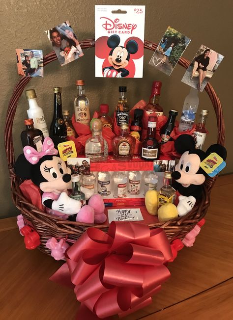 disney inspired 21st birthday basket Mickey Mouse Gift Basket, Disney 21st Birthday Ideas, Disney Basket Ideas, Couples Suprises, 21st Birthday Disney, Disney 21st Birthday, Disney Basket, Princess Gift Basket, Cozy Baskets