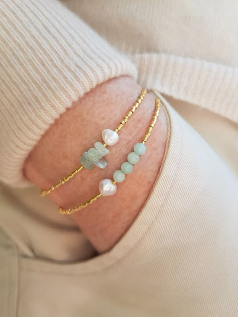 Bracelets Pearl, Jewelry Minimal, Minimalist Accessories, Pearl Bracelets, Bracelets Beaded, Beaded Necklace Diy, Beads Bracelet Design, Beaded Jewelry Designs, Fashion Minimalist