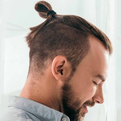 Top Knot Hairstyle, Ponytail Hairstyles For Men, Top Knot Men, Knot Hairstyle, Man Ponytail, Hairstyle Names, Top Knot Hairstyles, Hair Knot, Chinese Hairstyle