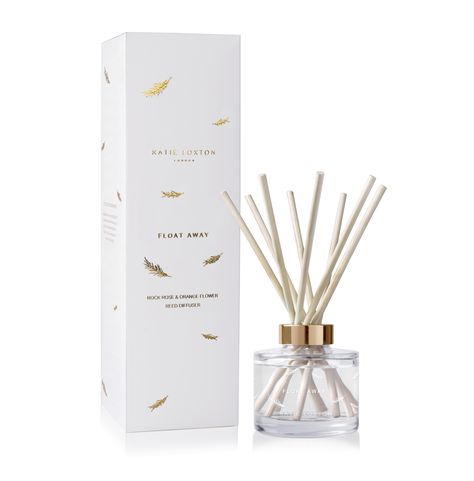 Diffuser Display, Diffuser Packaging, Reed Diffuser Packaging, Best Home Fragrance, Scent Sticks, Hermes Perfume, Fragrance Packaging, Rock Rose, Fragrance Ingredients