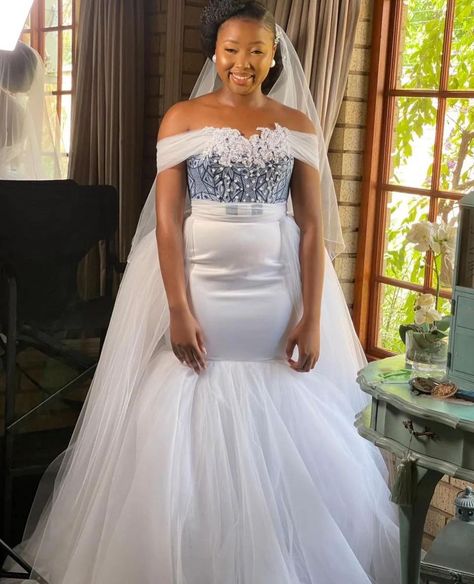 STUNNING SESHOESHOE WEDDING PATTERNS TO ROCK Africa Traditional Wedding Dress, Tswana Traditional Wedding Dresses, Sotho Traditional Dresses, Shweshwe Wedding Dresses, South African Wedding Dress, Sesotho Traditional Dresses, Pedi Traditional Attire, African Bridesmaid Dresses, African Bridal Dress