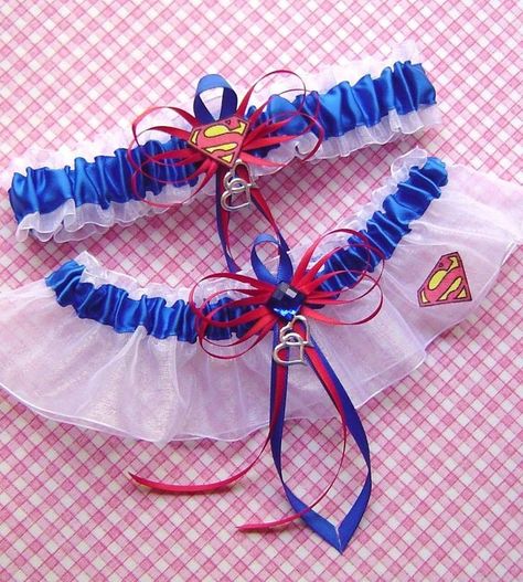 Superman Wedding Cake, Superman Wedding, Comic Book Wedding, Wedding Ides, Superhero Wedding, Nerdy Wedding, Bridal Garters, Wedding Garters, Mexican Wedding