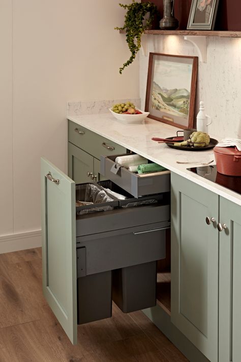 Looking to keep your green kitchen ideas clean and tidy? Look no further than this kitchen cleaning hack. Howdens Kitchen Bins allow recycling and waste products to be easily separated in a single unit. Available in several different sizes, this kitchen storage inspiration can be tailored to suit your available kitchen design. Simply add a shaker kitchen cabinet door to complete the look. Kitchen Units In Bathroom, Kitchen Cupboard Internals, Kitchen Bin Cupboard, Bin Cupboard Kitchen, Recycling Kitchen Storage, Inside Kitchen Cupboards, Built In Bin Kitchen, Howdens Kitchen Island Ideas, Bin Storage Ideas Kitchen