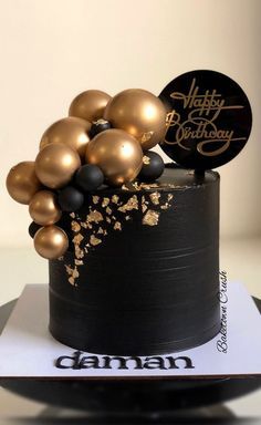 Cake For Love Birthdays, Birthday Cake With Balls, Black And Gold 18th Birthday Cake, Black And Gold 60th Birthday Cake, Gold Black Cake Birthday, Black Cake Ideas For Men, Black Cake Birthday Men, Black N Gold Cake, Cakes With Balls Decoration